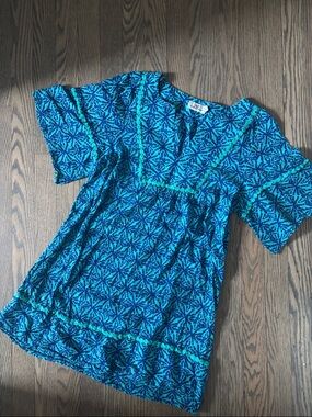 Vineyard Vines Teal and Blue Geometric V-Neck Cover up